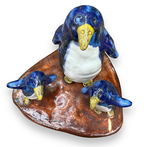 Lynn Bailey 4x4 Penquin Family DP4807